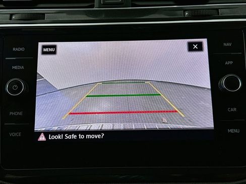 Used 2020 Volkswagen Tiguan SEL Premium R-Line AWD/4WD image 20