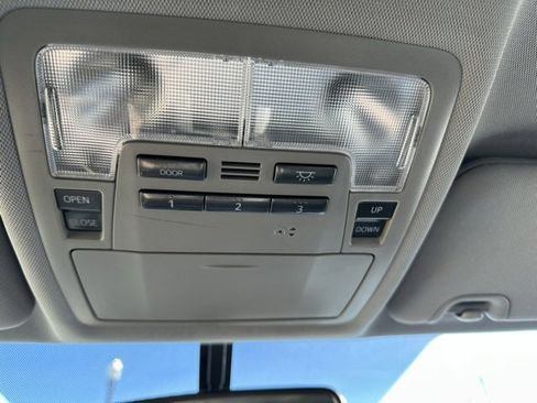 Used 2016 Toyota Highlander XLE image 42