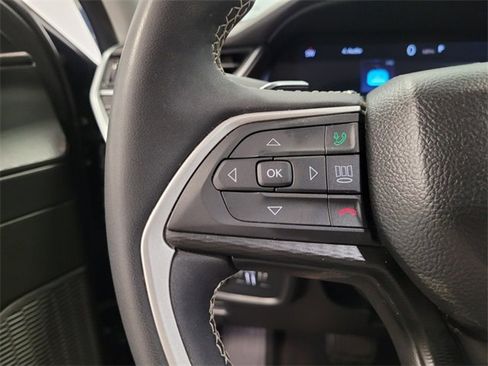 Used 2023 Jeep Grand Cherokee L Laredo image 24