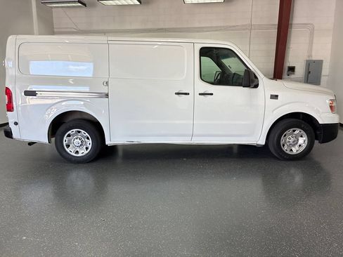 Used 2020 Nissan NV 1500 SV RWD image 3