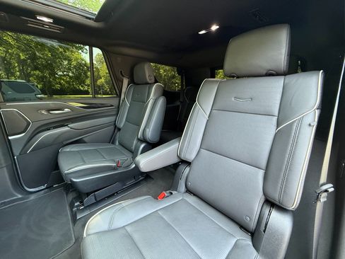 Used 2023 Cadillac Escalade Sport w/ LPO, ONYX Package AWD/4WD image 28