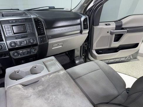 Used 2019 Ford F250 XLT image 15