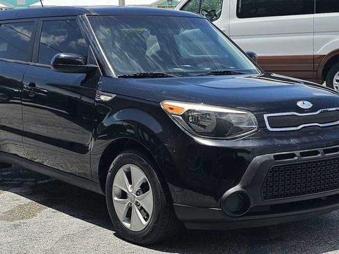 Used 2014 Kia Soul FWD image 7