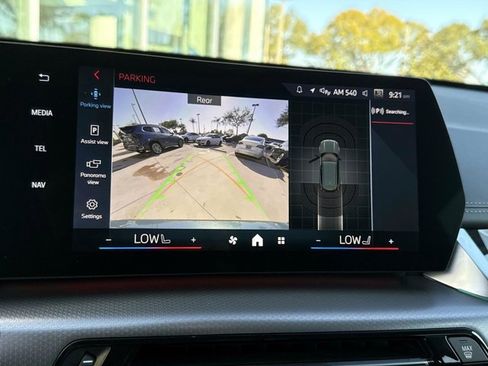 Used 2025 BMW X1 M35i w/ Shadowloine Package image 28