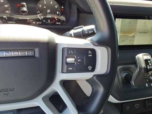 Certified 2023 Land Rover Defender 110 SE AWD/4WD image 17