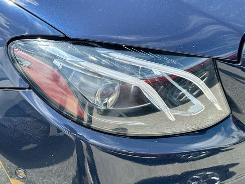 Used 2018 Mercedes-Benz E 400 4MATIC Sedan image 14