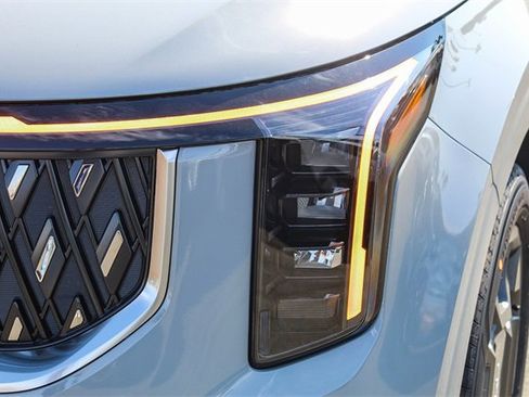 New 2026 Kia Carnival EX image 5