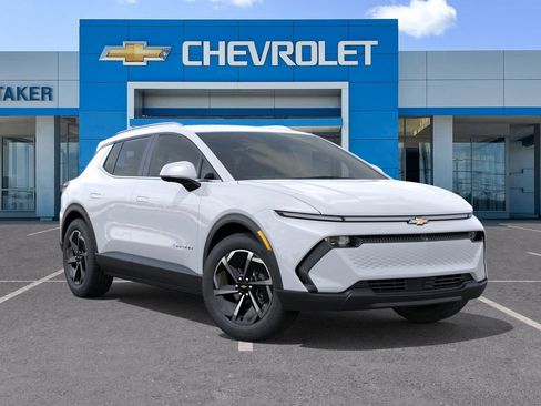 New 2026 Chevrolet Equinox EV LT image 31