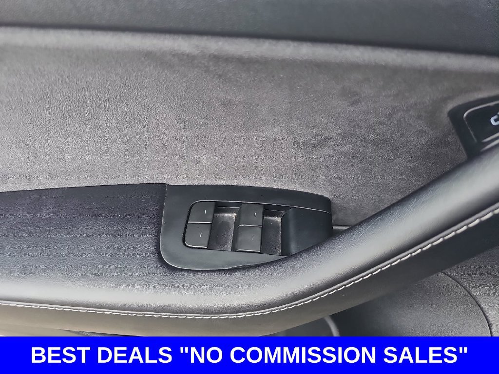 Used 2023 Tesla Model 3 Standard Range RWD image 29