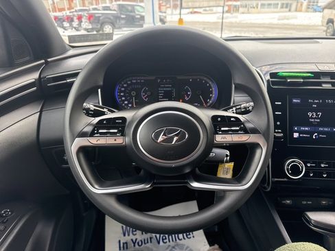 Used 2022 Hyundai Santa Cruz SE image 23