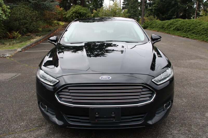 Used 2016 Ford Fusion SE w/ Equipment Group 201A FWD image 10