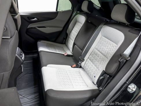 Used 2024 Chevrolet Equinox LS w/ LS Convenience Package image 11