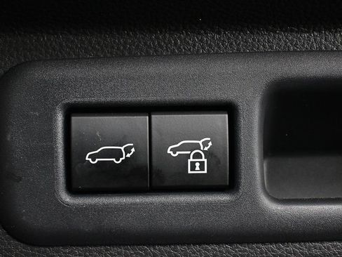 Used 2024 Toyota Sequoia Limited image 30