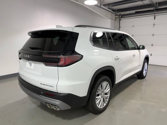 Certified 2026 GMC Acadia Elevation w/ Elevation Premium Package FWD image 7