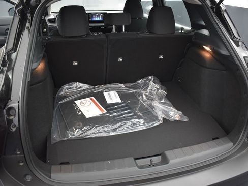 Used 2025 Nissan Kicks S image 31