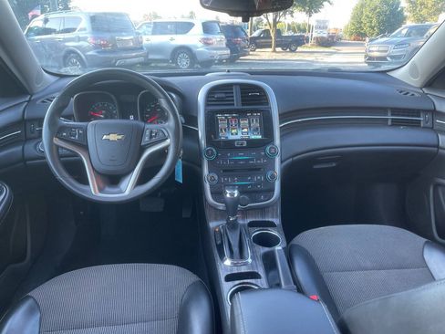 Used 2016 Chevrolet Malibu LT FWD image 24