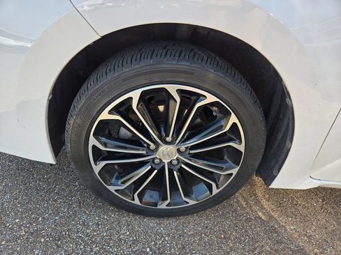 Used 2014 Toyota Corolla S FWD image 9