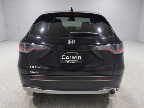 Used 2024 Honda HR-V Sport image 3