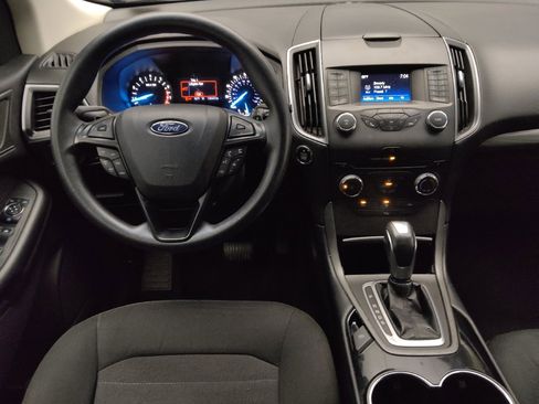 Used 2016 Ford Edge SE image 22