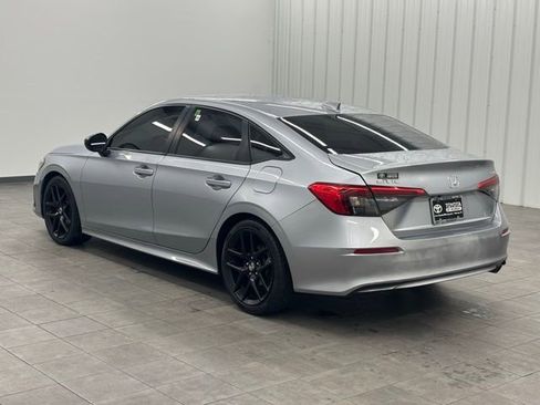 Used 2022 Honda Civic Sport image 3