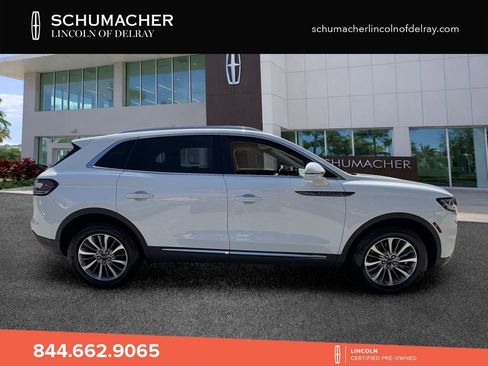 Certified 2023 Lincoln Nautilus FWD w/ Premium Package image 8