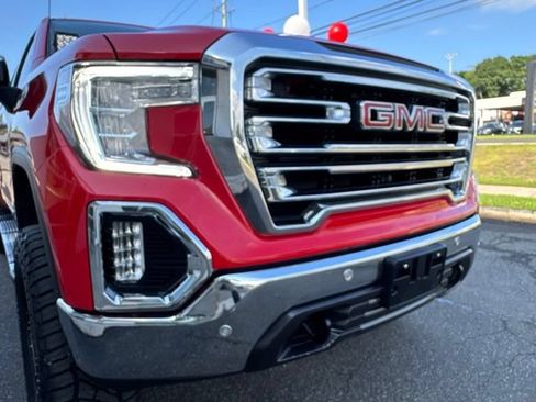 Used 2022 GMC Sierra 1500 SLT w/ SLT Premium Plus Package AWD/4WD image 32