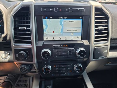 Used 2018 Ford F150 Lariat w/ Equipment Group 502A Luxury AWD/4WD image 20