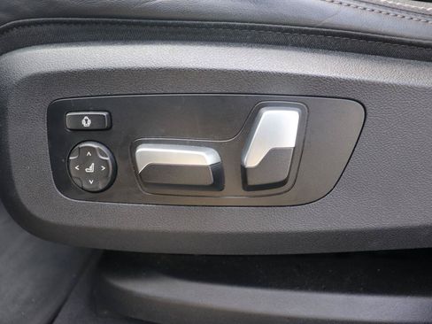 Used 2023 BMW X6 xDrive40i AWD/4WD image 25