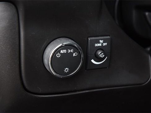 Used 2024 GMC Savana 2500 w/ Driver Convenience Package image 10