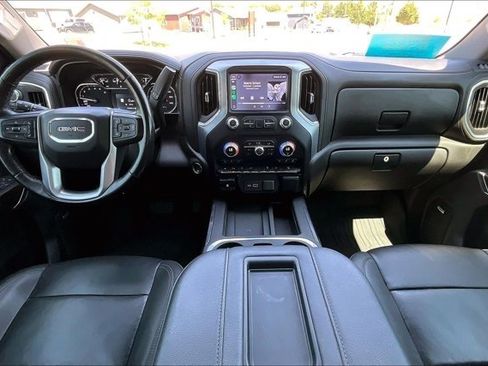 Used 2021 GMC Sierra 1500 SLT w/ SLT Premium Plus Package AWD/4WD image 7