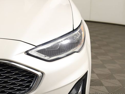 Used 2020 Ford Fusion Energi Titanium image 17