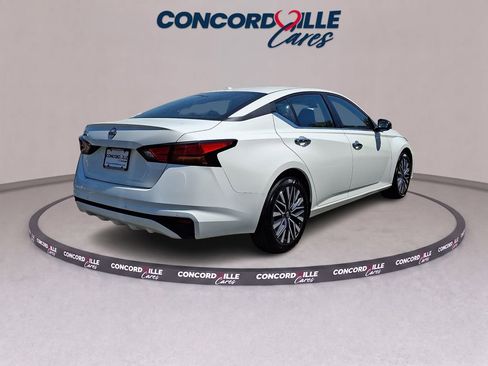 Certified 2025 Nissan Altima 2.5 SV FWD image 7