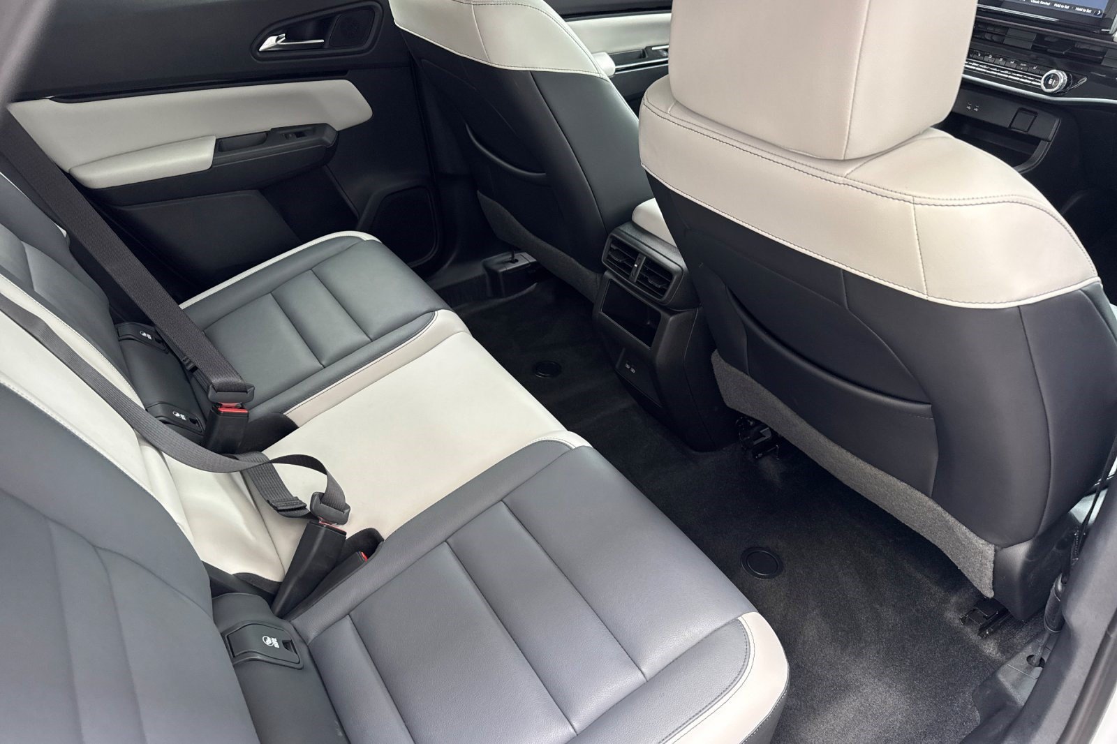 Certified 2024 Honda Prologue Touring image 33