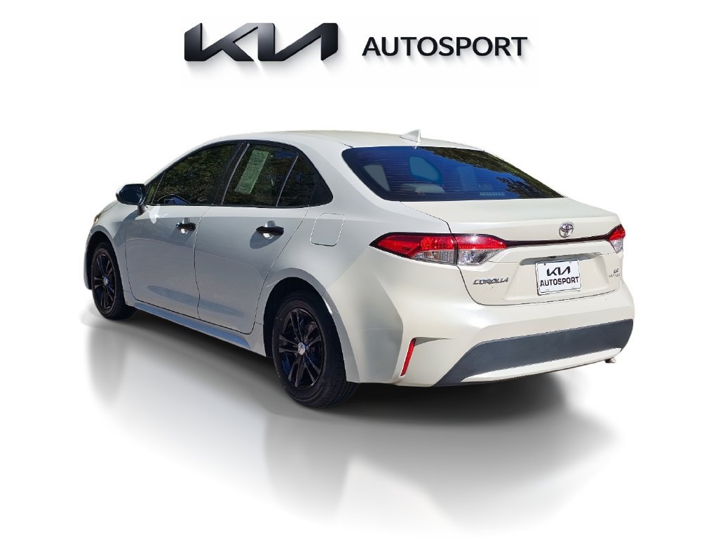 Used 2021 Toyota Corolla LE FWD image 11