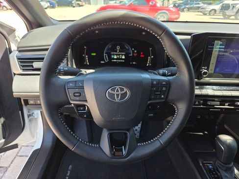 Certified 2026 Toyota Camry SE w/ Convenience Package FWD image 28