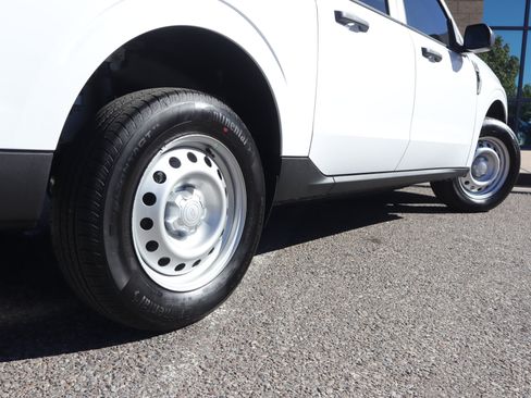 New 2025 Ford Maverick XL image 11