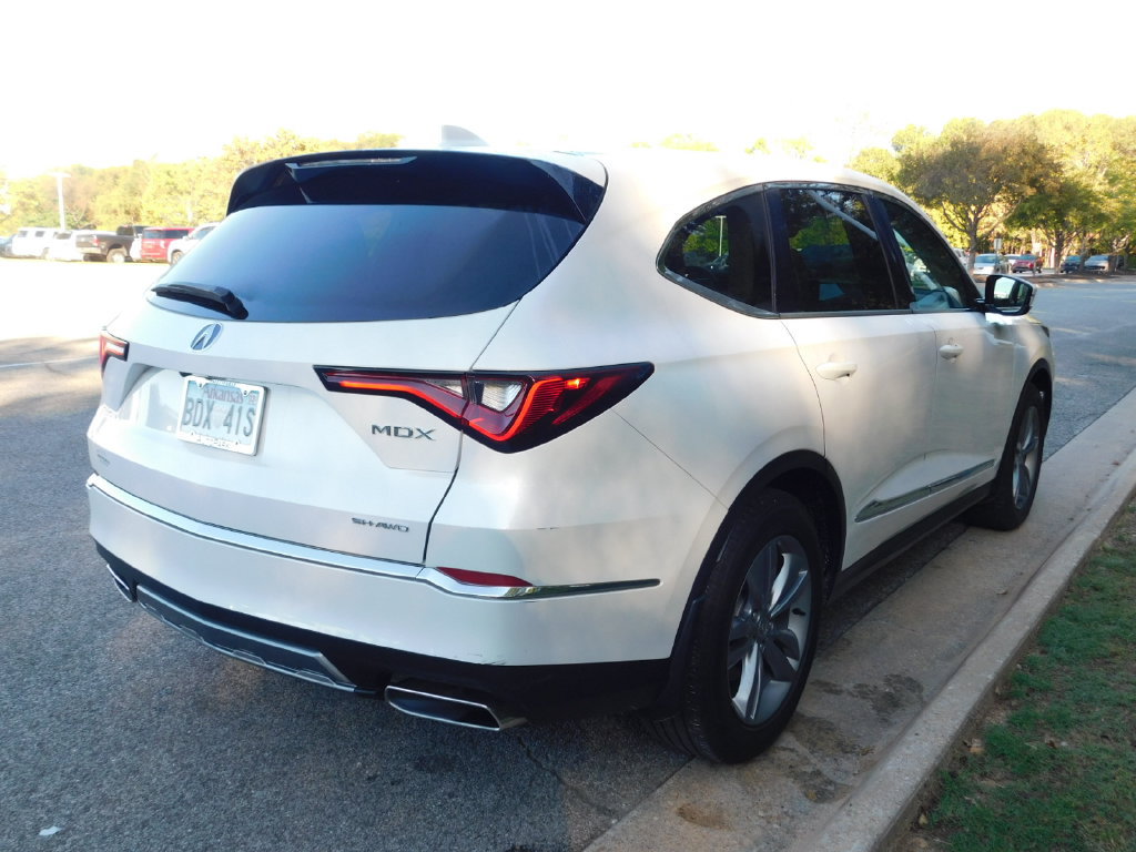 Used 2025 Acura MDX SH-AWD image 4