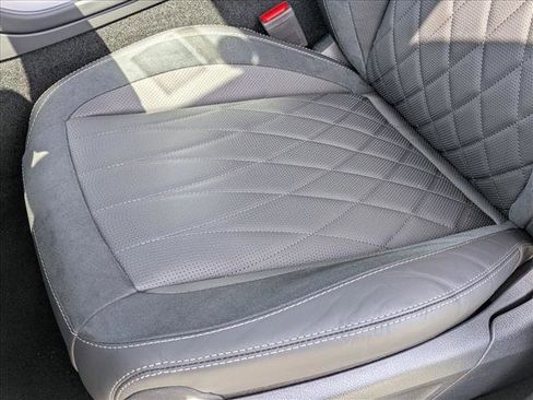 New 2026 Mercedes-Benz GLS 63 AMG 4MATIC image 4