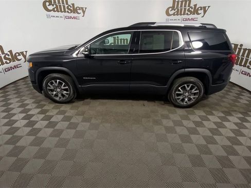 Used 2023 GMC Acadia SLE w/ Driver Convenience Package image 5
