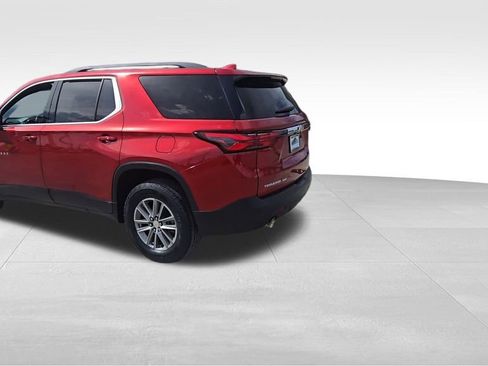 Used 2023 Chevrolet Traverse LT AWD/4WD image 5