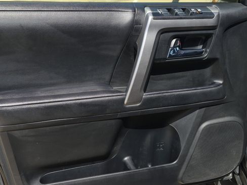 Used 2021 Toyota 4Runner SR5 AWD/4WD image 16