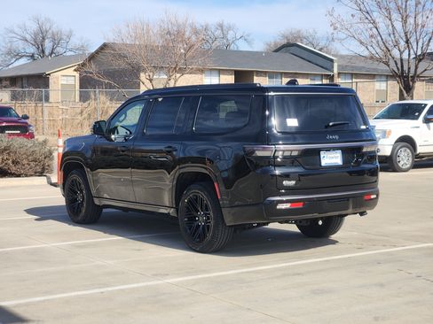 New 2026 Jeep Grand Wagoneer Limited AWD/4WD image 3