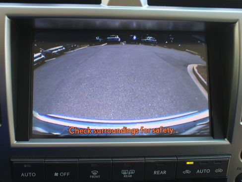 Used 2013 Lexus GX 460 w/ Comfort Plus Pkg AWD/4WD image 56