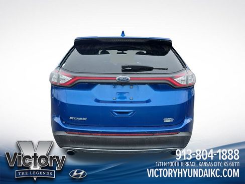 Used 2018 Ford Edge SEL w/ Equipment Group 201A AWD/4WD image 4