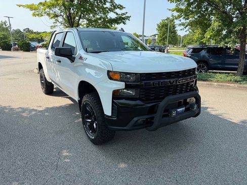 Used 2020 Chevrolet Silverado 1500 Custom Trail Boss w/ Custom Convenience Package AWD/4WD image 7