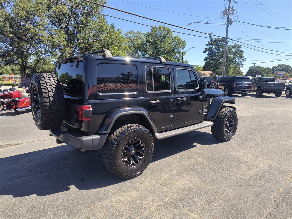 Used 2020 Jeep Wrangler Unlimited Sahara AWD/4WD image 5