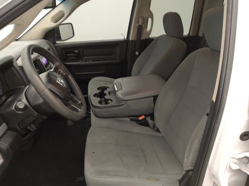 Used 2019 RAM 1500 Tradesman w/ Chrome Plus Package RWD image 17