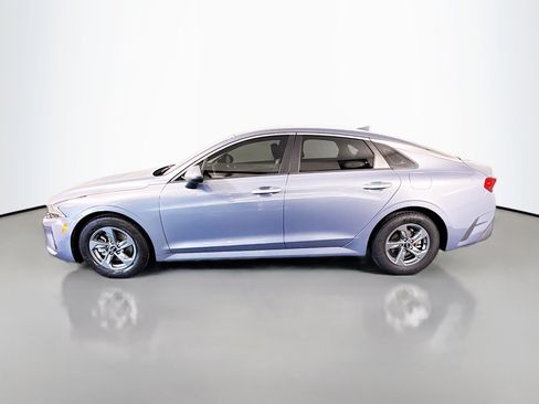 Used 2021 Kia K5 LX FWD image 6