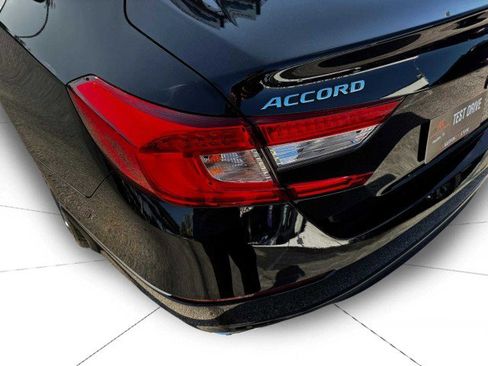 Used 2020 Honda Accord EX-L image 11