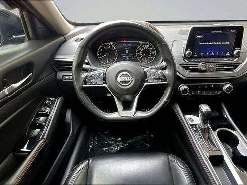 Used 2024 Nissan Altima 2.5 SR FWD image 7